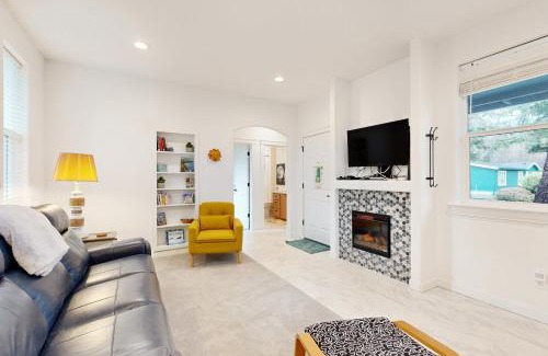 Rockaway Beach House | Sol Retreat