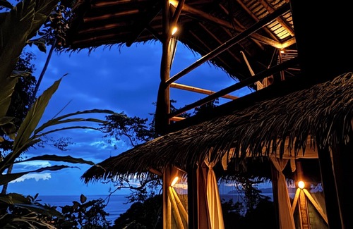 Punta Banco Cabin | SOLA VISTA - Treehouse Casa Ola with 360°-Ocean & Jungle View!