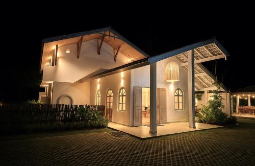 Dickwella Hotel | Solara Beach House