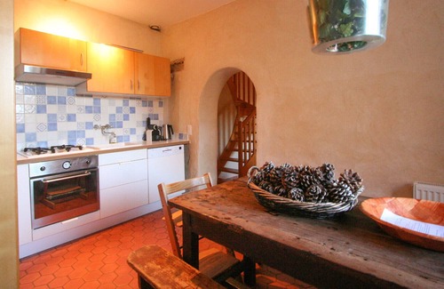 Valreas Cottage | SOLEIL COUCHANT, gîte in Provence heated pool