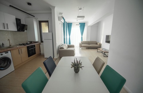 Constanta Apartment | Solid Magic Apart-Hotel