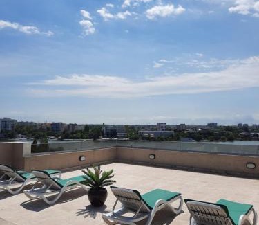 Constanta Apartment | Solid Magic Apart Hotel