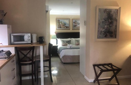 Montagu Cabin | Somerset Lodge