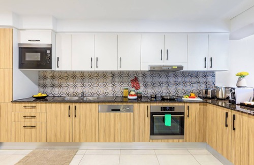 Diplomatic Area Apartment | Somerset West Bay Doha