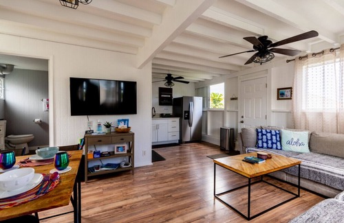 Hilo House | Somewhere Over Rainbow Loft- Hilo NEW
