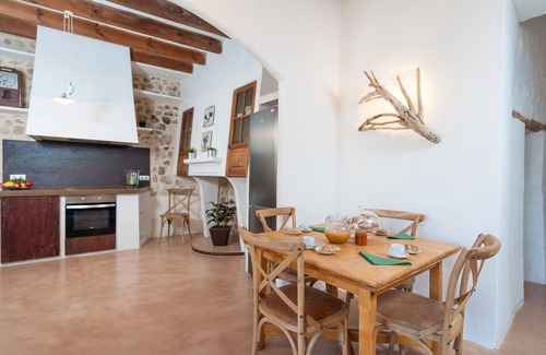 Son Macia Villa | SON VELL - Traditional Majorcan villa with natural pool in the quiet of the countryside. F