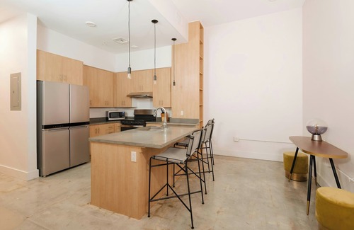 Central Business District Apartment | Sonder by Marriott Bonvoy The Gallier Apartments CBD