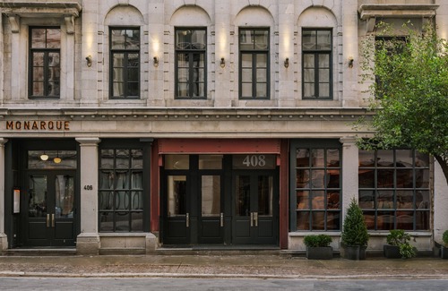 International District Apartment | Sonder Penny Lane | Spacious Queen Studio Apartment