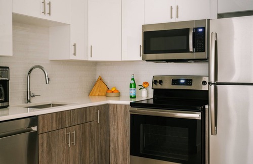 Midtown Village Apartment | Sonder The Witherspoon | One-Bedroom Apartment