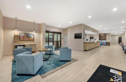Downtown San Antonio Hotel | Sonesta ES Suites San Antonio Downtown Alamo Plaza - Newly Renovated