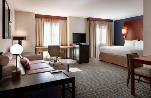 South Scottsdale Hotel | Sonesta ES Suites Scottsdale Paradise Valley