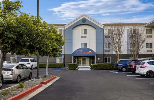 Irvine Industrial Complex-East Hotel | Sonesta Simply Suites Irvine East Foothill