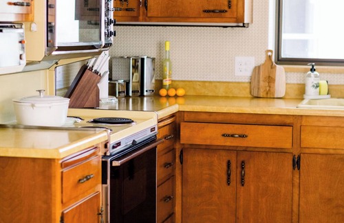 Sonoma House | Sonoma Retro '49 restored cottage offers wine country luxe and ideal convenience