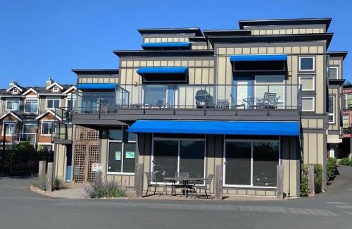 Sooke House | Sooke Oceanview Penthouse - Family Friendly