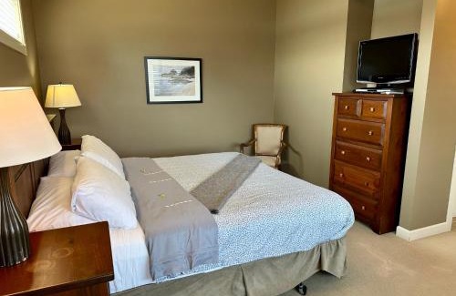 Sooke House | Sooke Oceanview Penthouse - Family Friendly