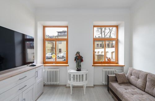 Old Town Apartment | Sophisticated Old town apartment by Polo Apartments
