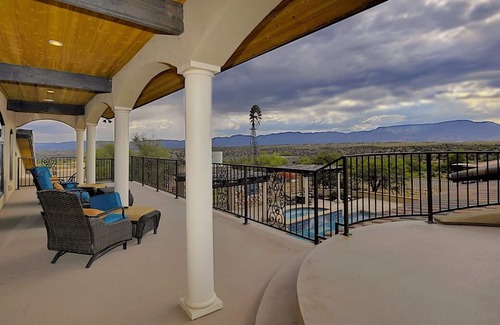 Cornville House | Sorelle Vineyard 5BR by Casago