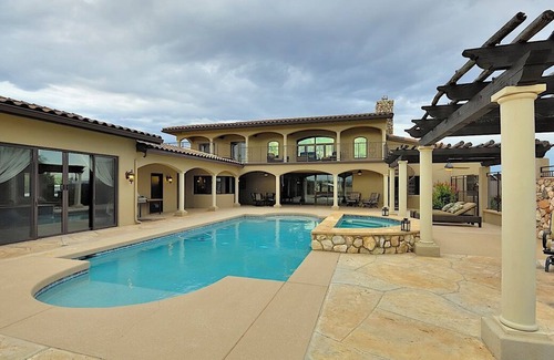 Cornville House | Sorelle Vineyard 5BR by Casago