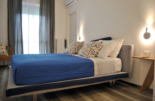 Bagnoli House | Sorriso 98 B&B