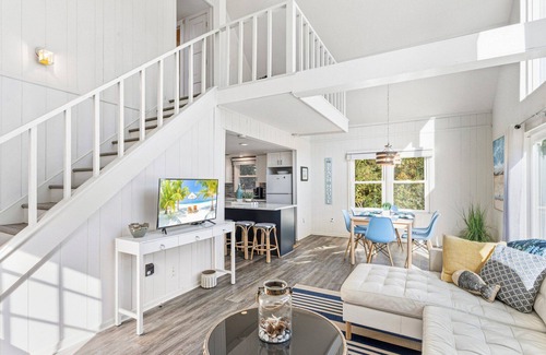 Sea Scape House | Soundside Comfort w/Pool & Golf Views