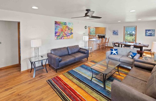 Rodanthe House | Soundside Dog Friendly Home w/Hot Tub, Easy Windsports Access, Beach Nearby