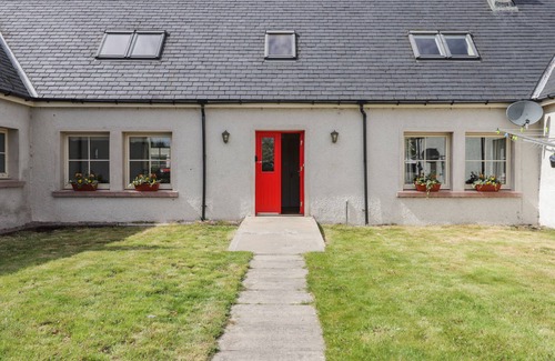Marybank Cottage | SOUTH BALACHLADICH, pet friendly, with open fire in Muir Of Ord