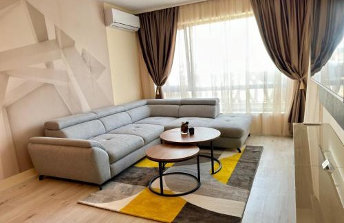 Varna Apartment | South Bay Luxury Apartment