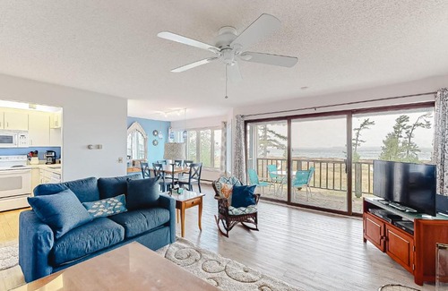 Glen Arbor Apartment | South Beach 43