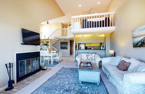 Glen Arbor Apartment | South Beach 9