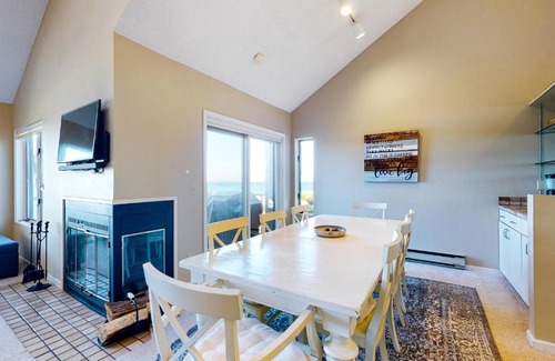 Glen Arbor Apartment | South Beach 9
