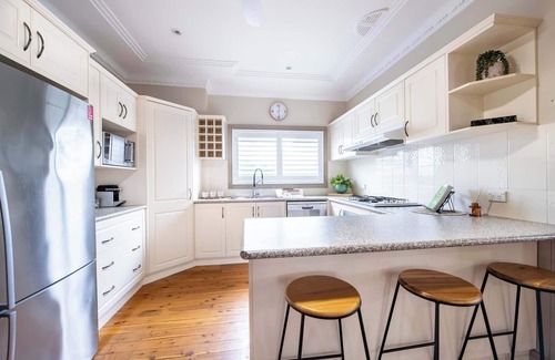 Dubbo House | South Dubbo Hideaway - Pet Friendly