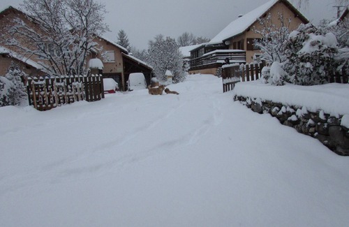 Chorges Villa | South-facing villa, close to shops, lake and mountains