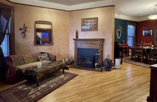 Powderhorn House | South Mpls Historic Home
