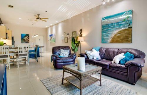 South Padre Island Apartment | South Padre Island Condo Walk to Beach!