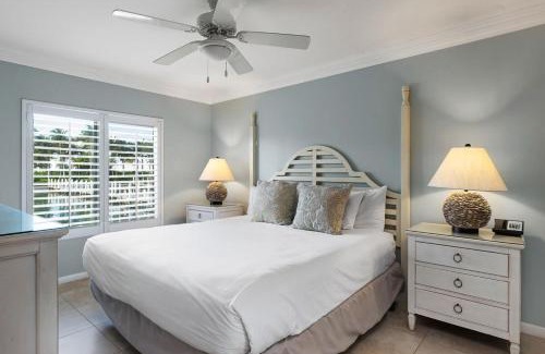 Captiva House | South Seas Marina Villas 603 - Gorgeous Harbourfront Residence