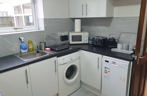 South Shields House | South Shield's Diamond 3 Bedroom House Sleeps 6
