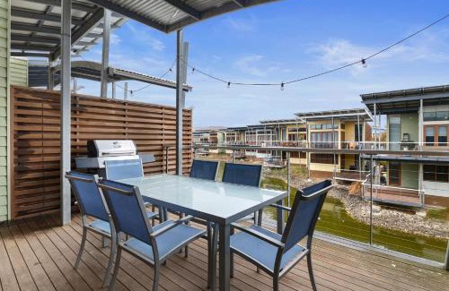 Normanville House | South Shores Villa 12