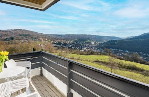 Bollendorf-Pont House | South side without balcony with panoramic view, from 12 nights - Waldhotel Sonnenberg