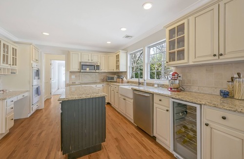 Eastport House | Southampton getaway perfection w heated saltwater pool - minutes to the beach!