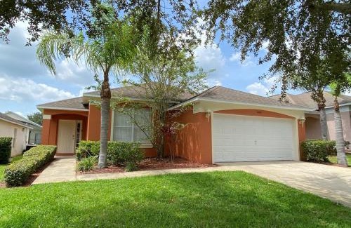 Haines City House | Southern Dunes Villa - Private Pool area