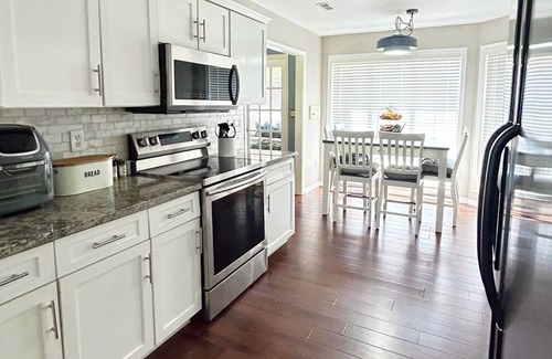 Cliftondale House | Southern Living/15 mins frm Arprt/15 mins dwntwn
