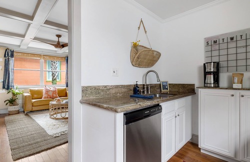 Downtown Charleston Apartment | Southern Shangri-La A | Your Key to Paradise