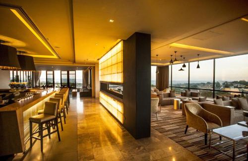 Greater Johannesburg Metropolitan Area Hotel | Southern Sun Hyde Park Sandton