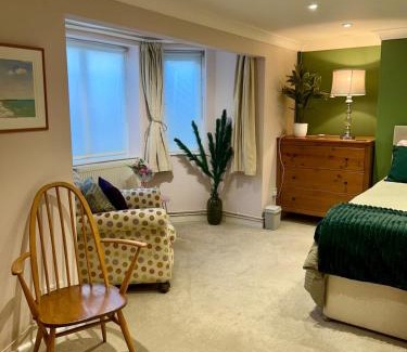 Southsea Apartment | Southsea Hideaway