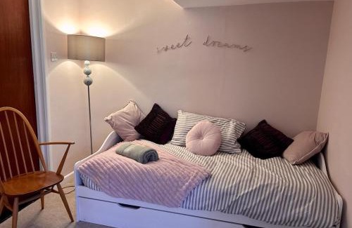 Southsea Apartment | Southsea Hideaway
