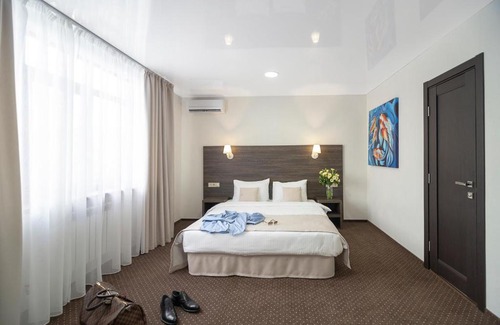 Holosiivskyj Hotel | SPA Hotel Galera