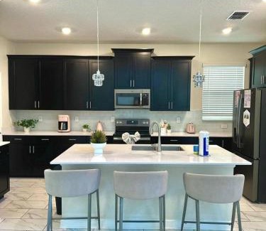 Four Corners House | Space comfort and an incredible location 831
