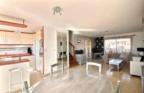 Valras-Plage House | Spacieuse maison pour 6 personnes, proche mer et commerces