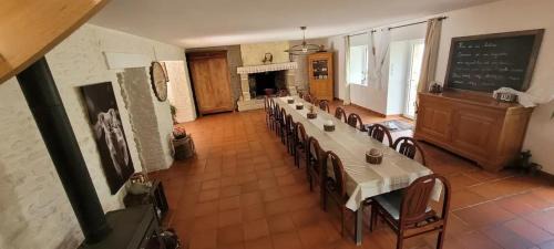 Beganne Villa | Spacieuse villa avec piscine privée à Béganne