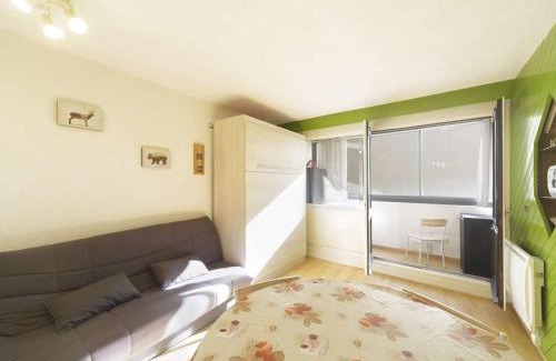 Eaux-Bonnes Apartment | Spacieux appart 6 pers avec loggia à Gourette - FR-1-400-127